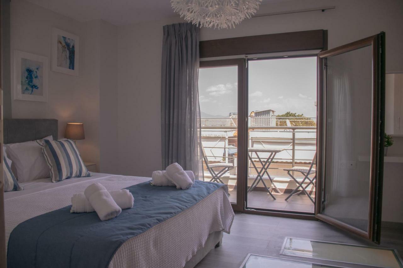 Luxury Sea View Apartment Agía Triás Luaran gambar